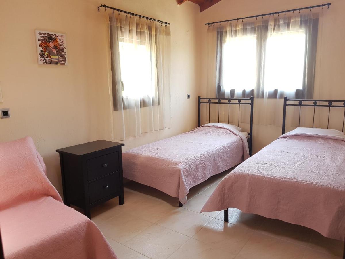 Elani Apartments 希维利 外观 照片